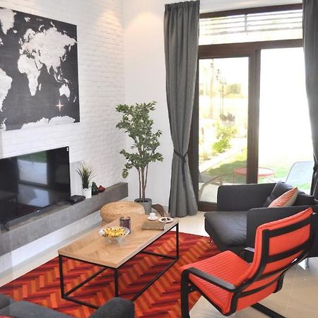 Luxury Suite - Amazing Views & Lovely Garden صلالة المظهر الخارجي الصورة